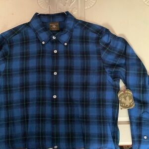 Boys XL 18-20 blue flannel shirt